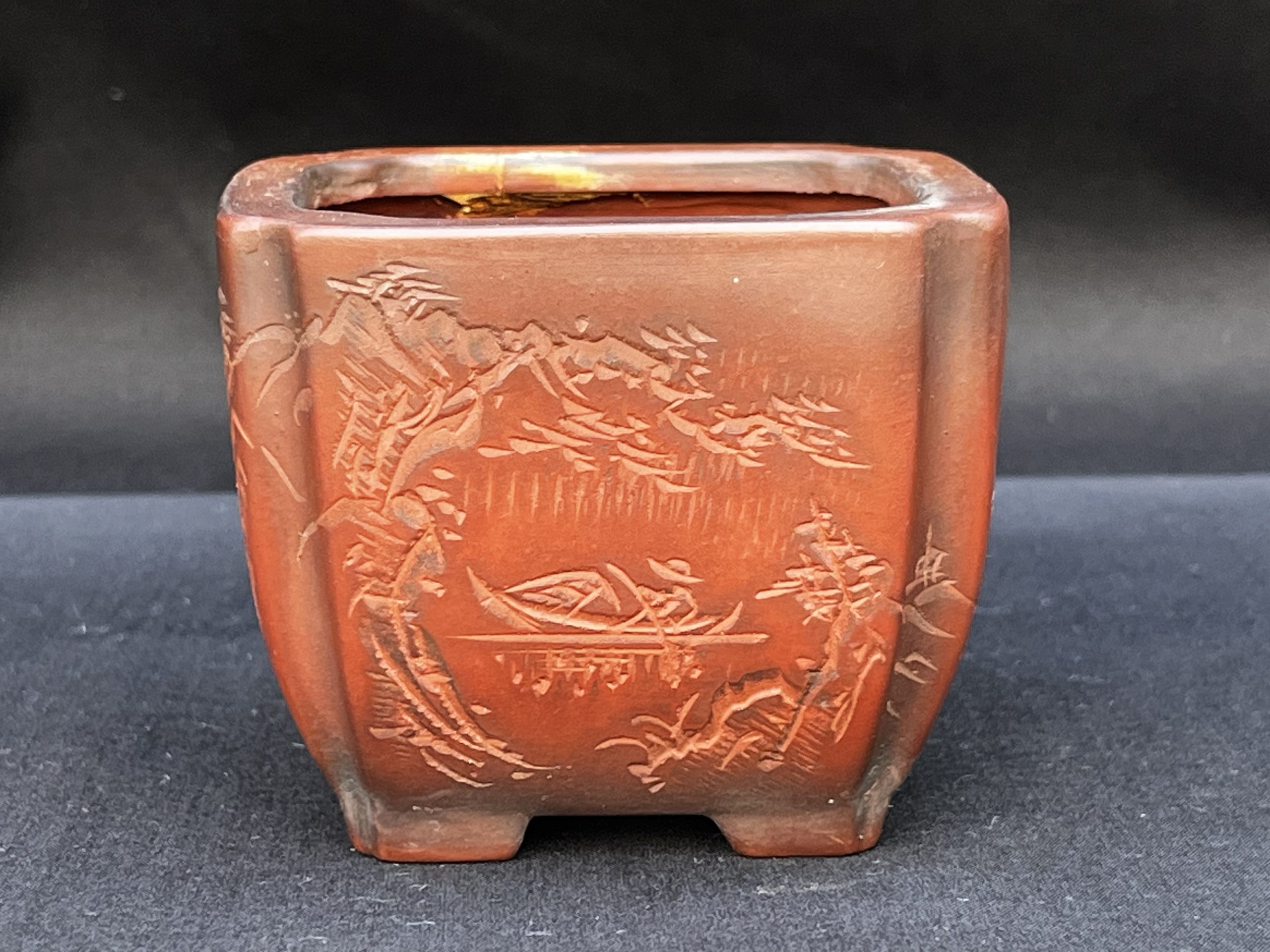 a mame bonsai pots by Bigei, tokoname